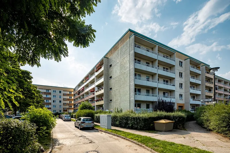 Gemütliche 3-Zimmer-Wohnung in Hellersdorf - ab sofort! — photo 1